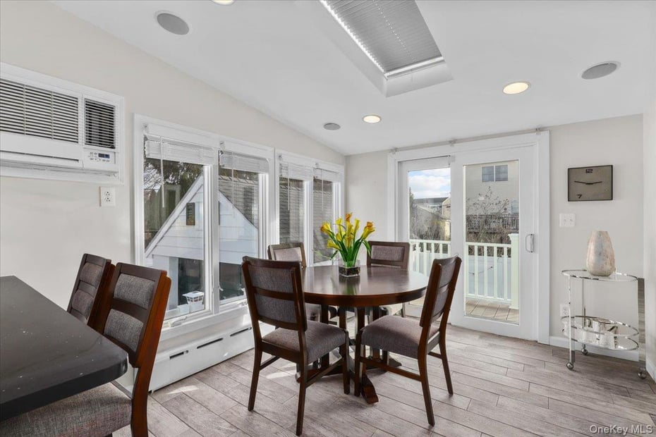 89 Birch Street Photo 14