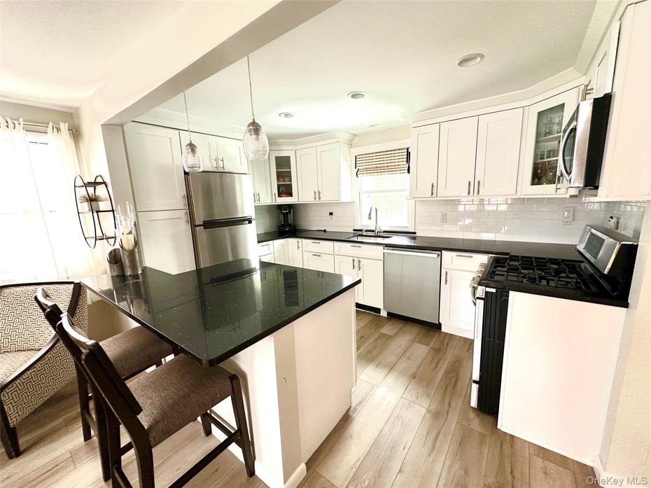 89 Birch Street Photo 21