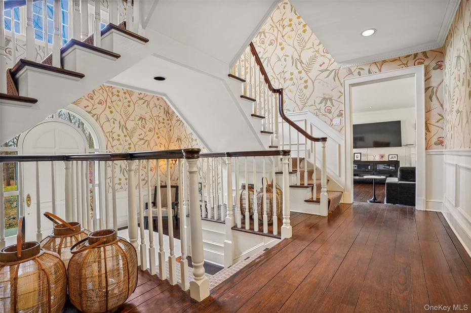 17 Spyrock Road Photo 9