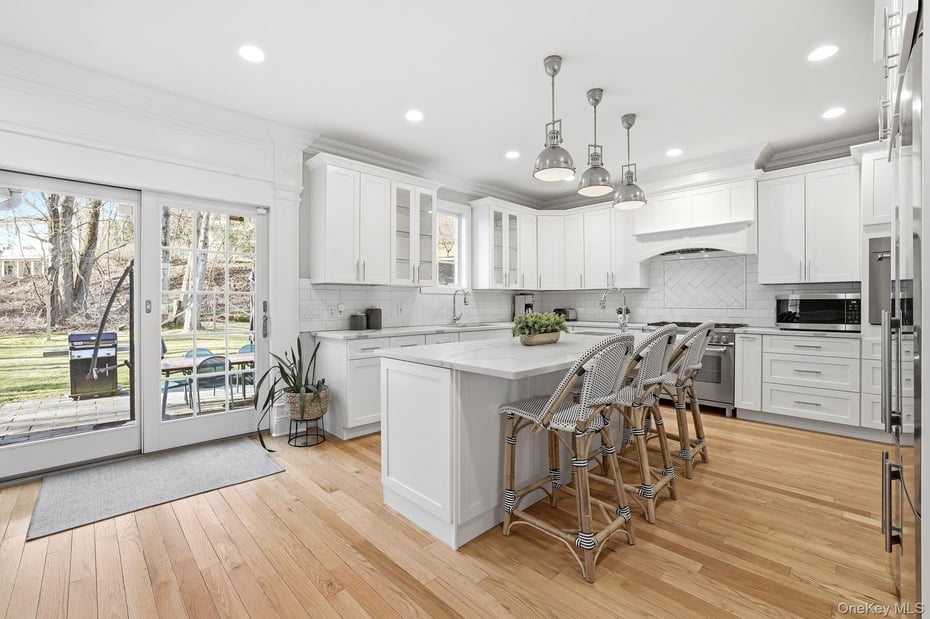 16 Hall Road Photo 6