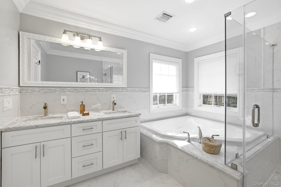 16 Hall Road Photo 20