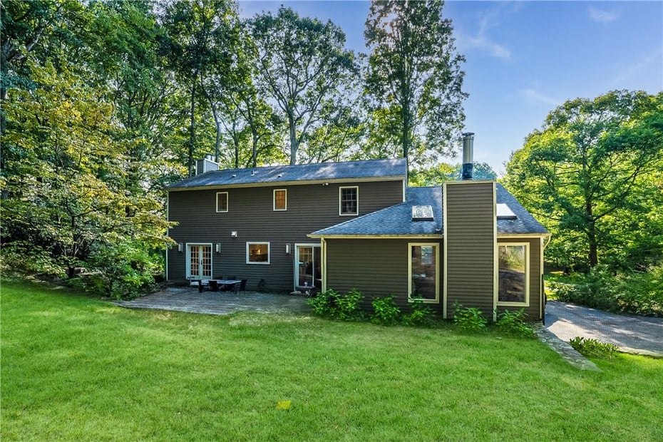 30 Hilltop Road Photo 29