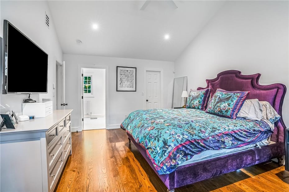 30 Hilltop Road Photo 25