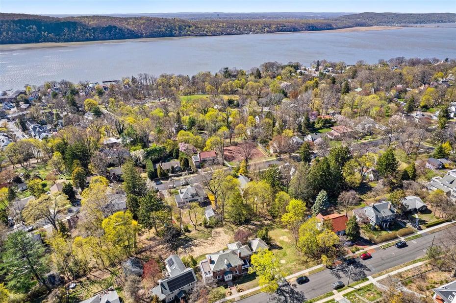 27 Calumet Avenue Photo 40