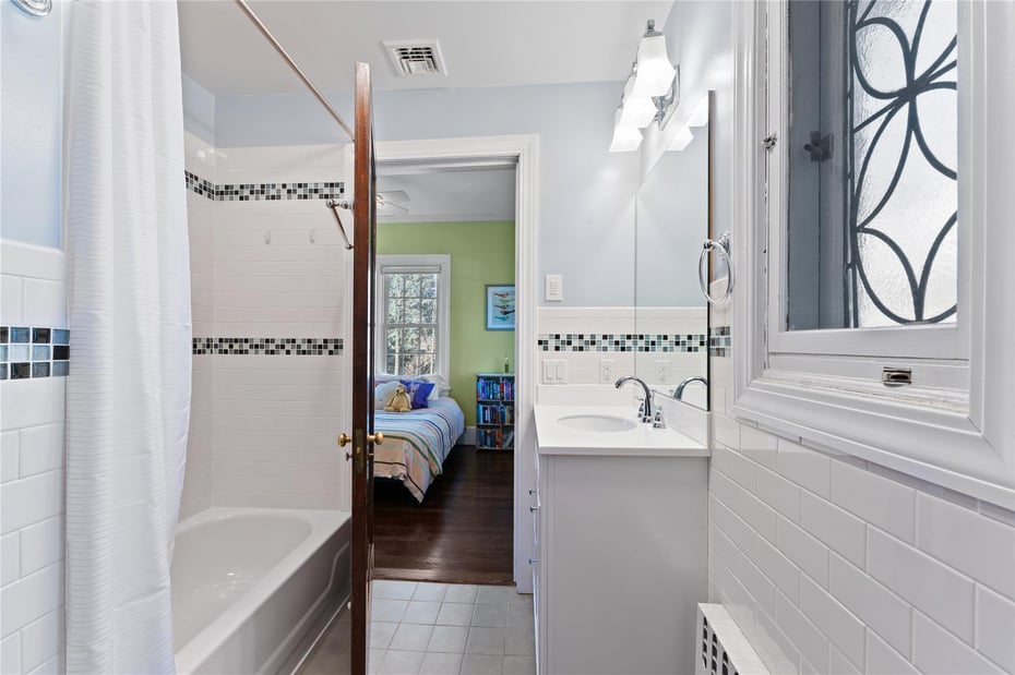 27 Calumet Avenue Photo 26