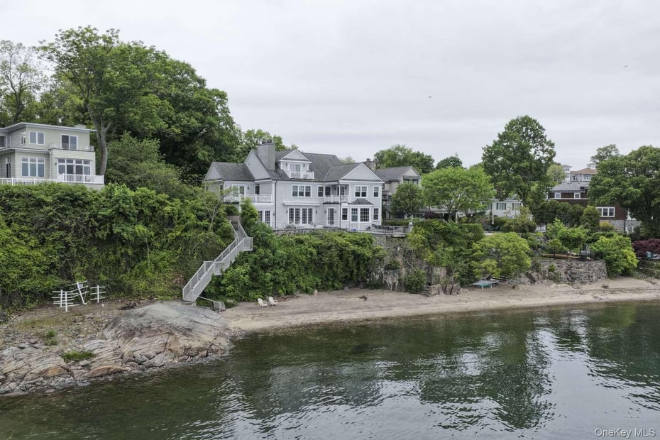 116 Shore Drive Photo 12