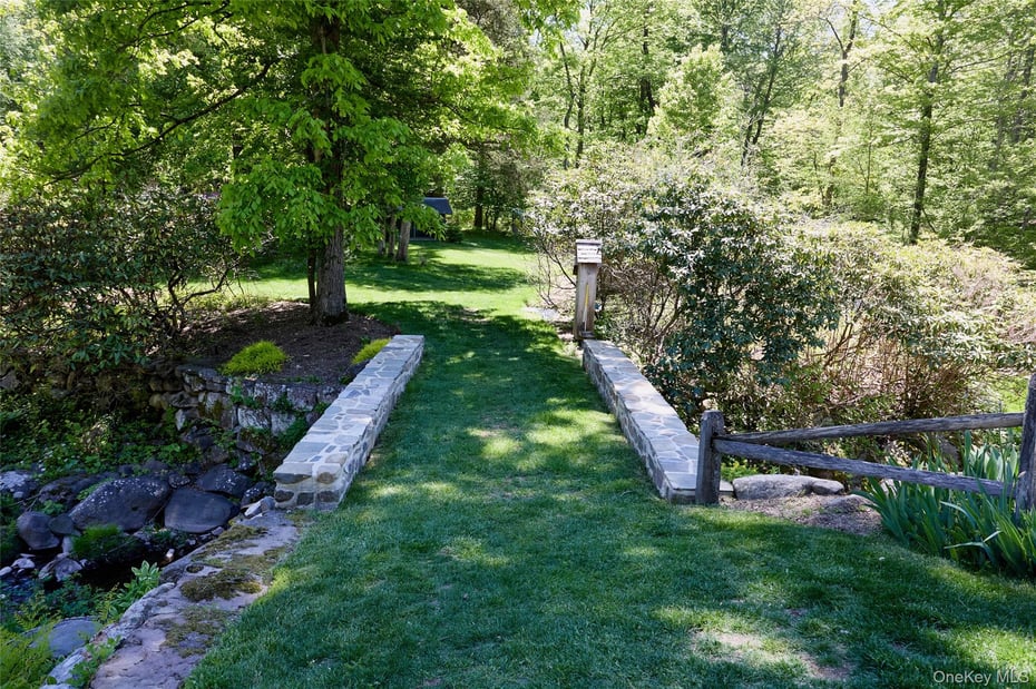 116 S Mountain Road Photo 45