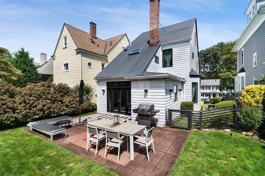 43 Rossmore Avenue Photo 19