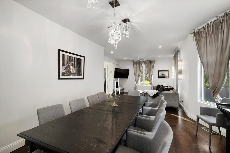 43 Rossmore Avenue Photo 5
