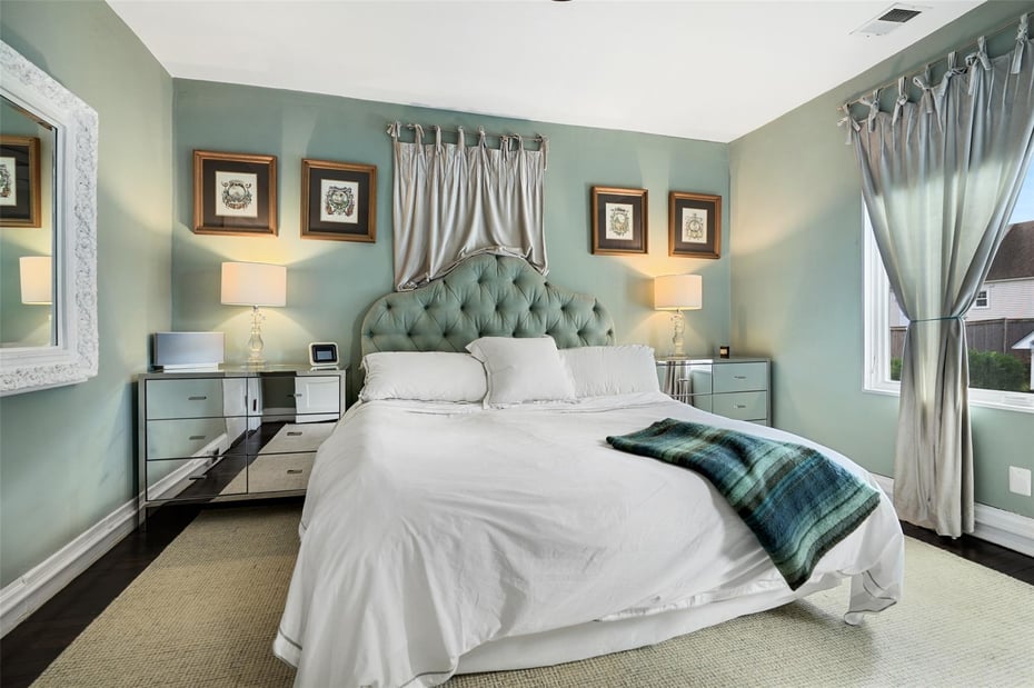 43 Rossmore Avenue Photo 10