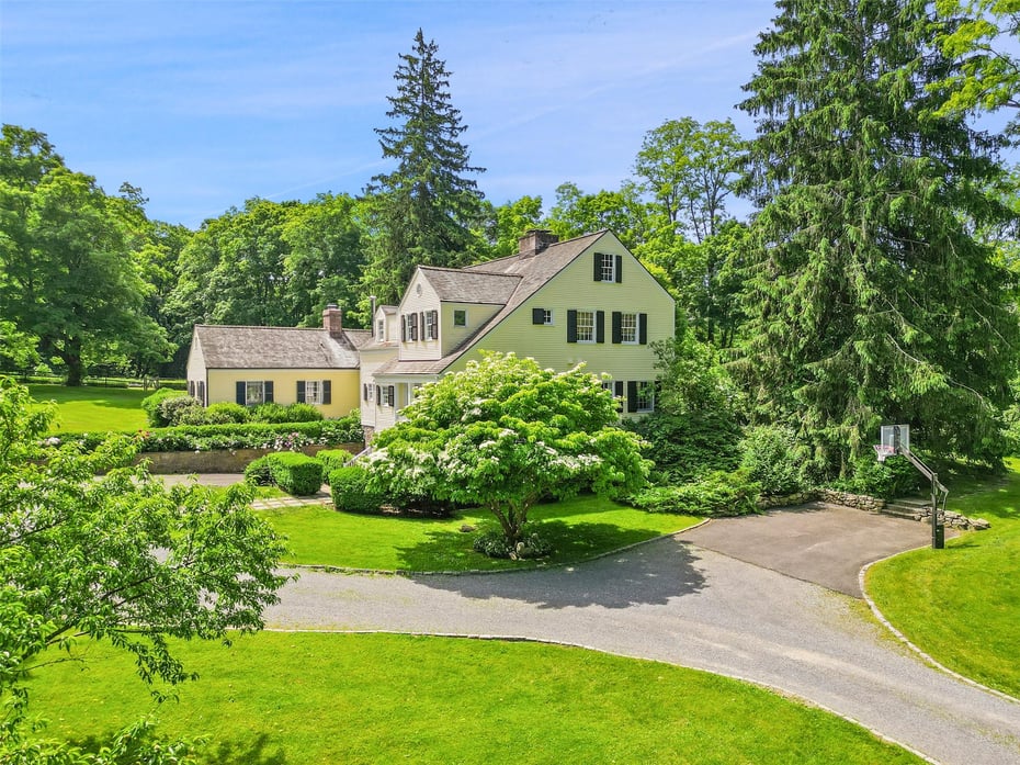 1 Twin Lakes Drive Photo 1