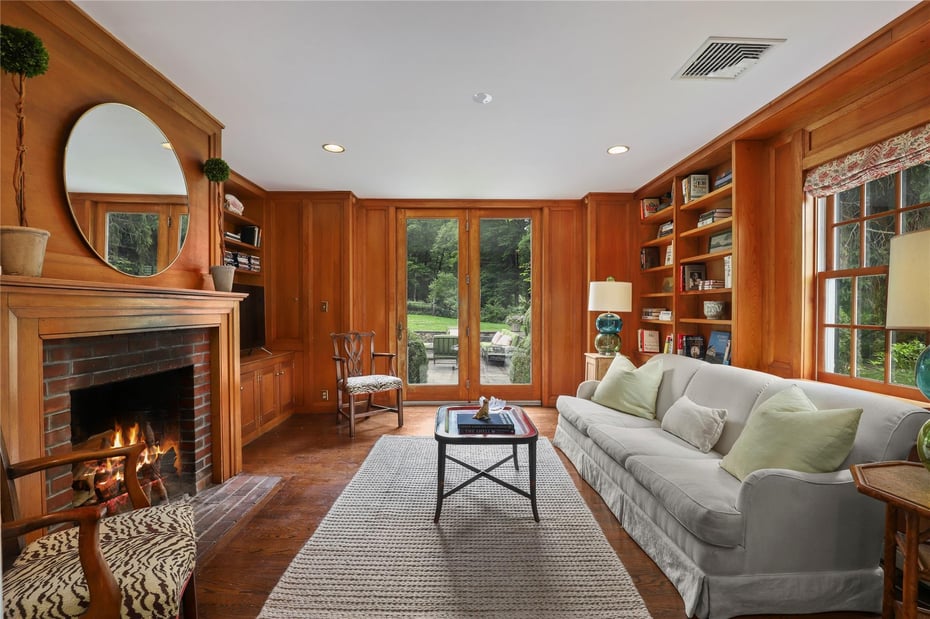 1 Twin Lakes Drive Photo 15