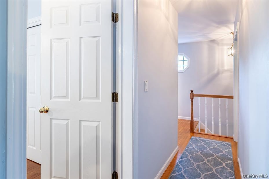 16 Stoneham Place Photo 24