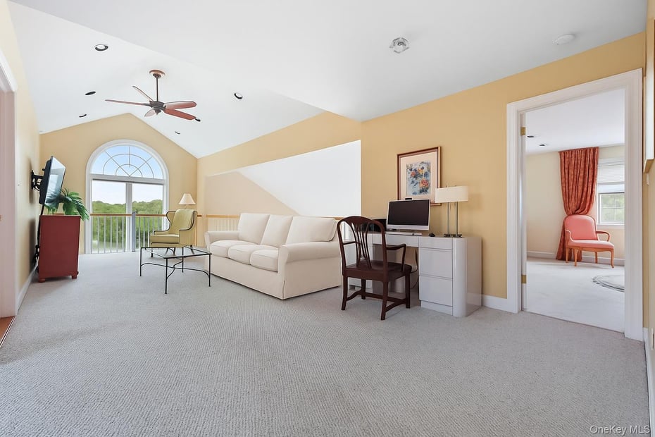 26 Club Court Photo 27