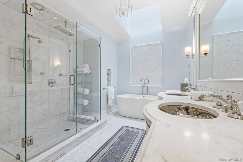 26 Club Court Photo 20