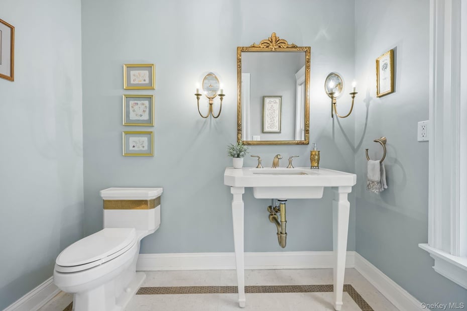 26 Club Court Photo 6