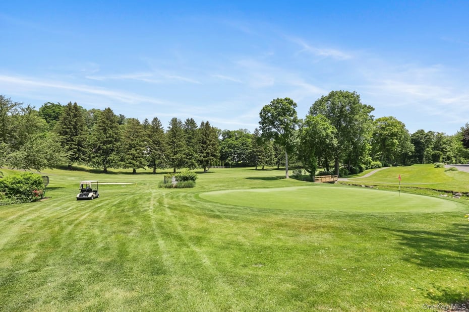 26 Club Court Photo 42