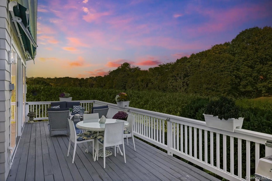 26 Club Court Photo 23