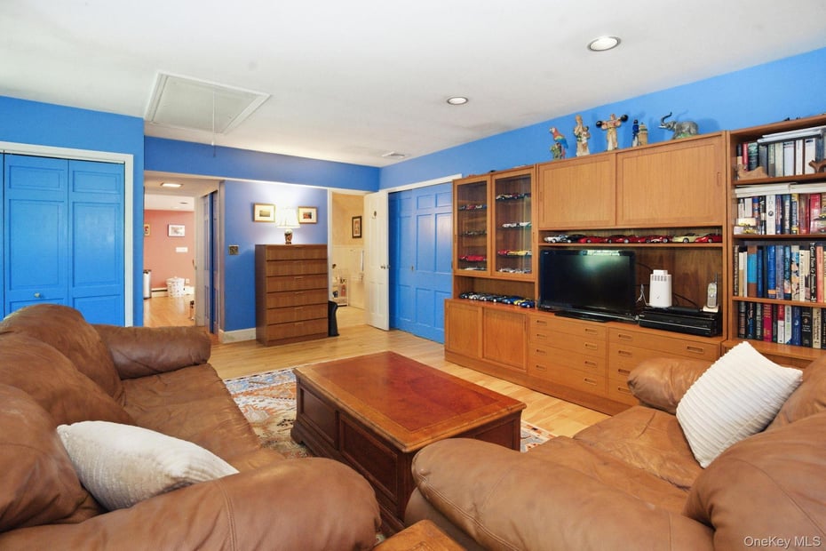 2 Turner Drive Photo 19