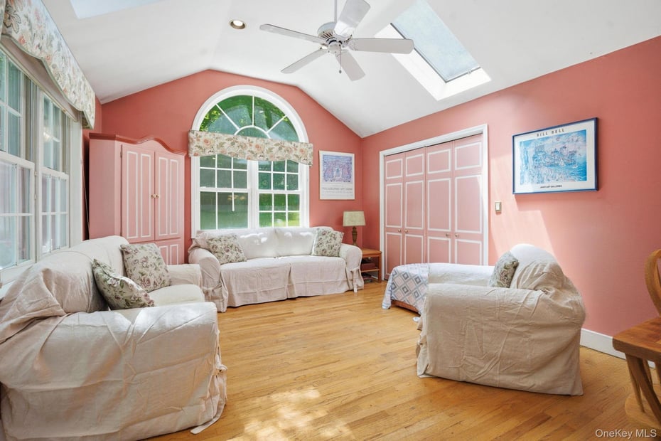 2 Turner Drive Photo 14