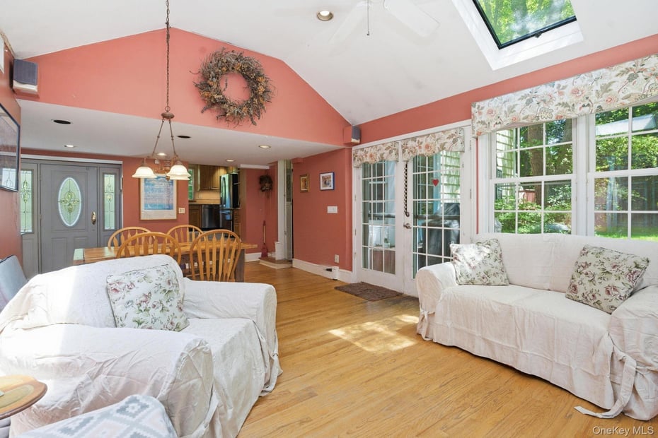 2 Turner Drive Photo 15