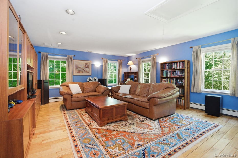 2 Turner Drive Photo 21