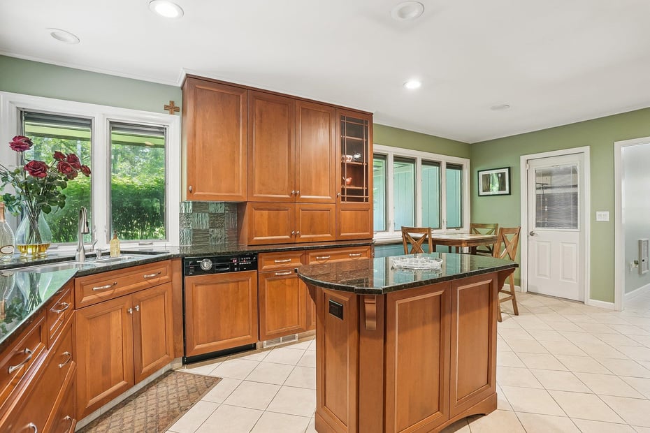140 Powelton Circle Photo 13