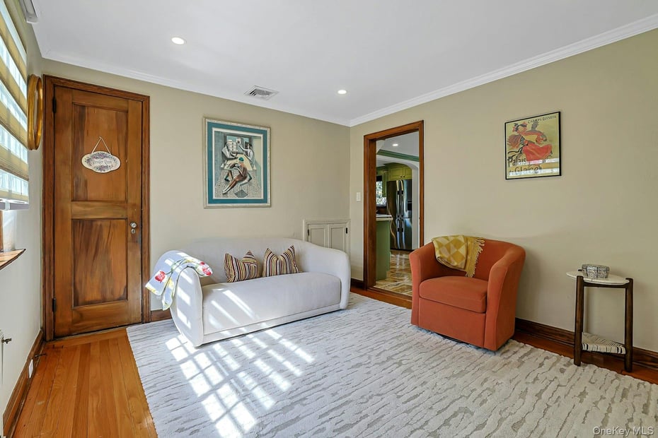 23 Forbes Boulevard Photo 19
