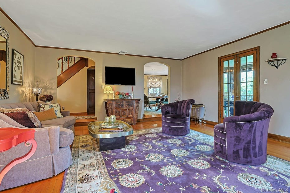 23 Forbes Boulevard Photo 11