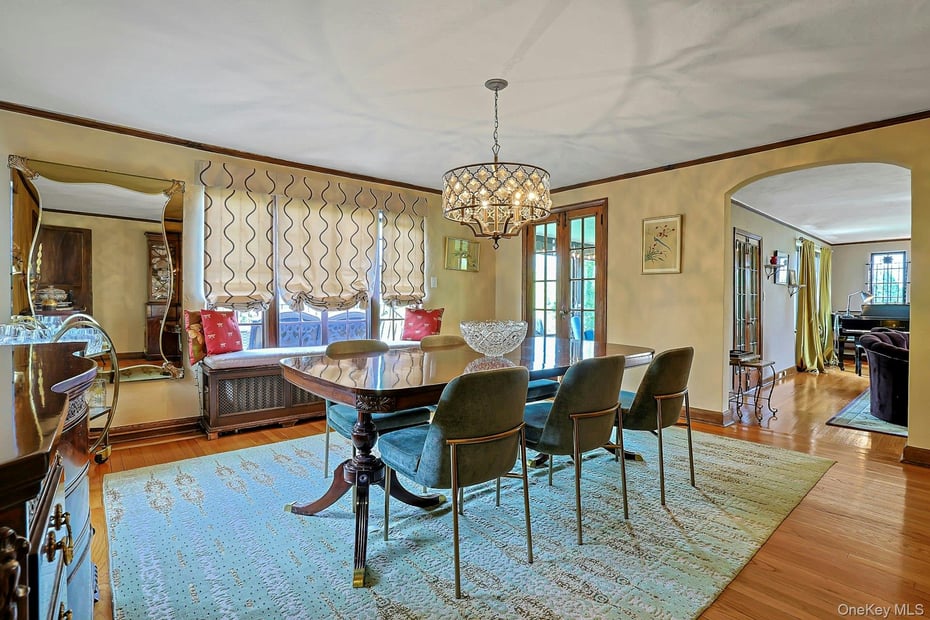 23 Forbes Boulevard Photo 13