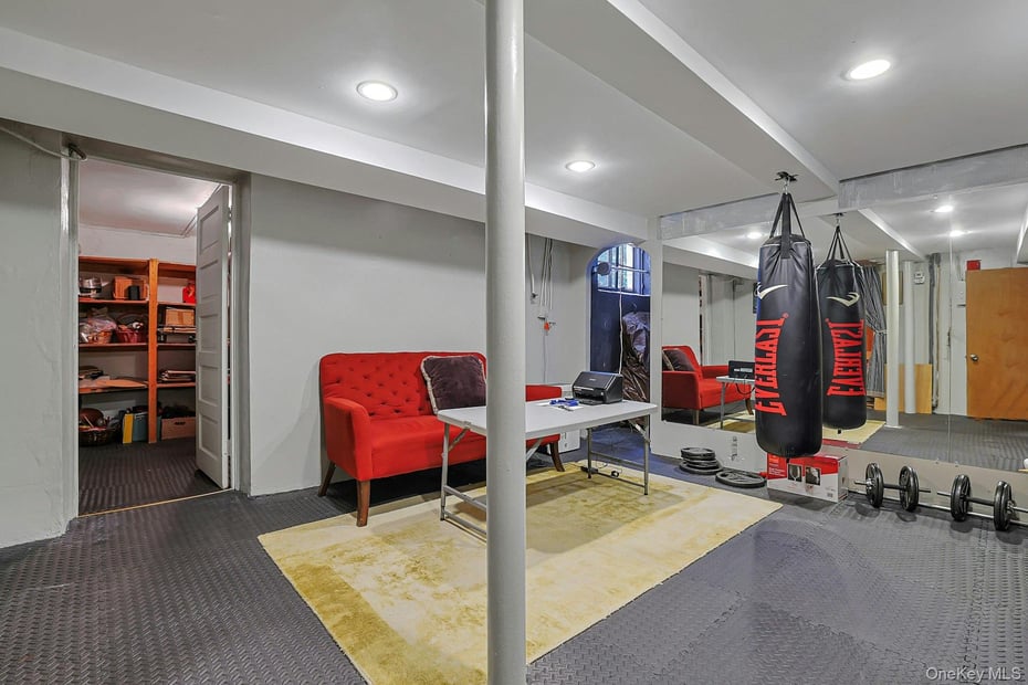 23 Forbes Boulevard Photo 38
