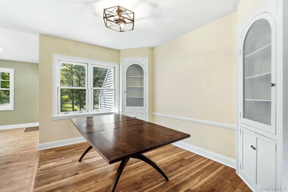 15 Homewood Road Photo 11