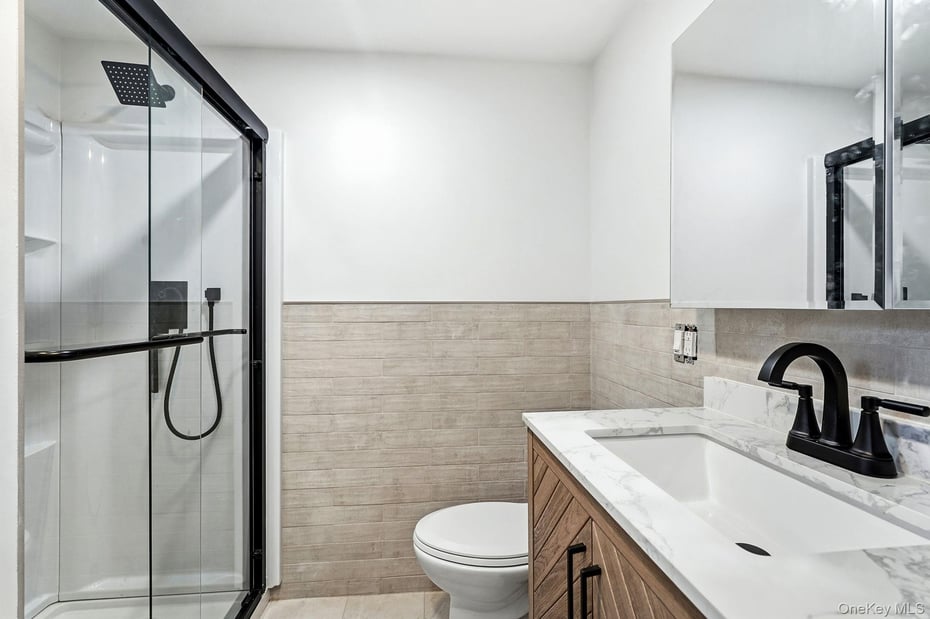 15 Homewood Road Photo 25