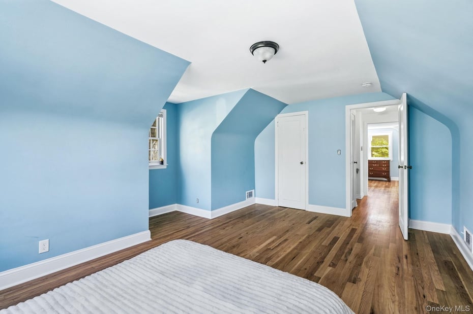 15 Homewood Road Photo 27