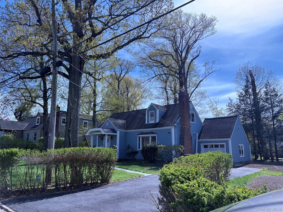 15 Homewood Road Photo 2