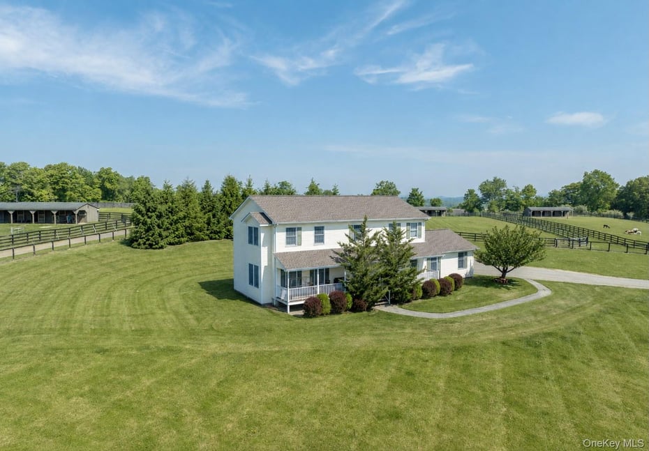 364 Hardscrabble Road Photo 49