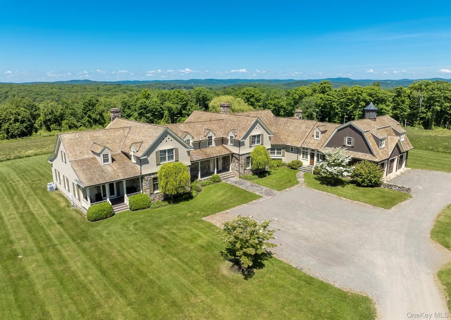 364 Hardscrabble Road Photo 7