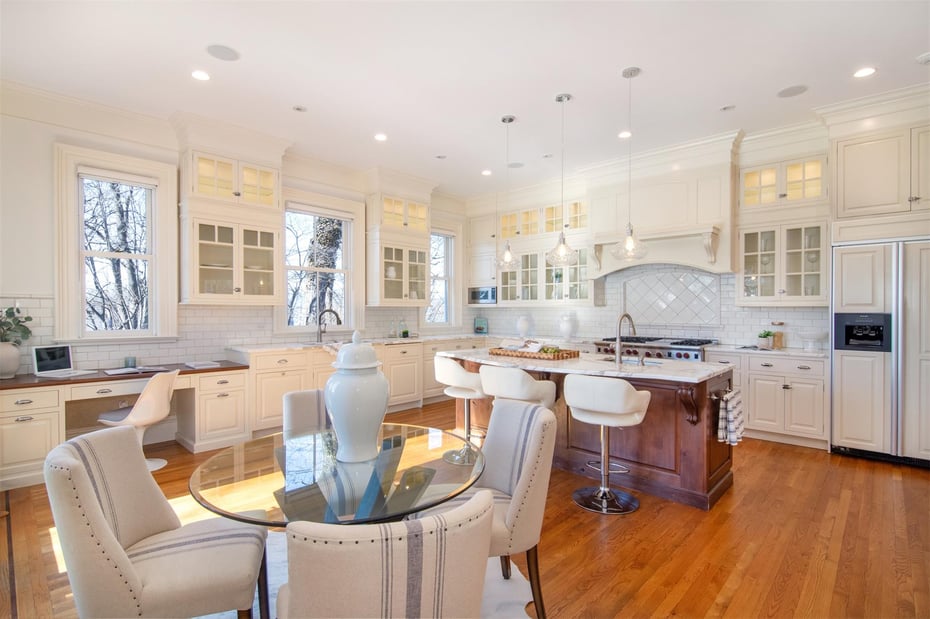 61 Sagamore Road Photo 8