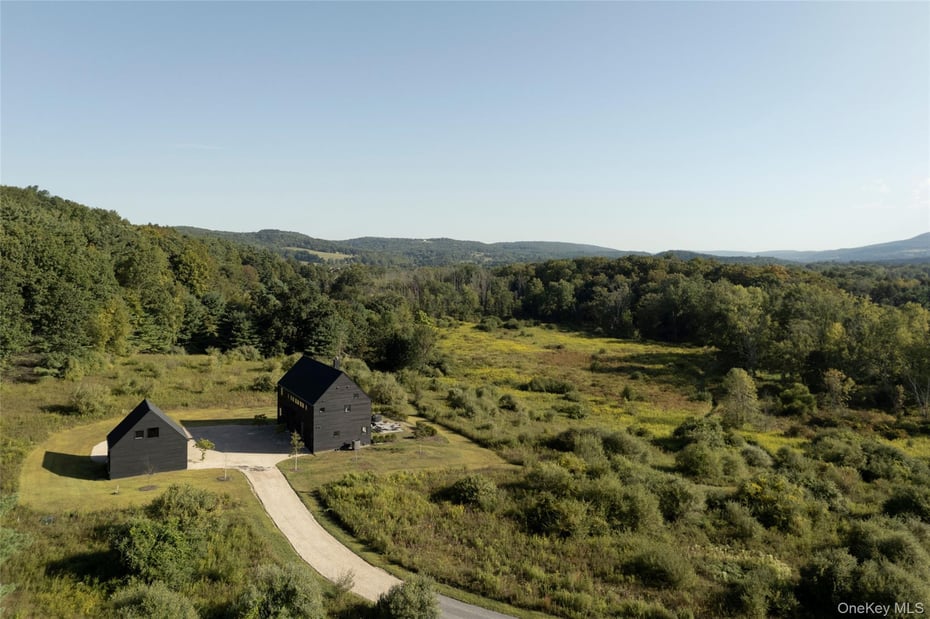 78 Waldorf Ridge Road Photo 3