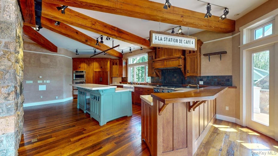 33 Truesdale Lake Drive Photo 23