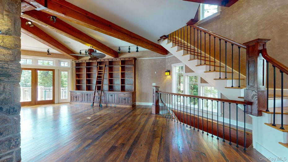 33 Truesdale Lake Drive Photo 14