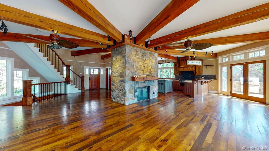 33 Truesdale Lake Drive Photo 18