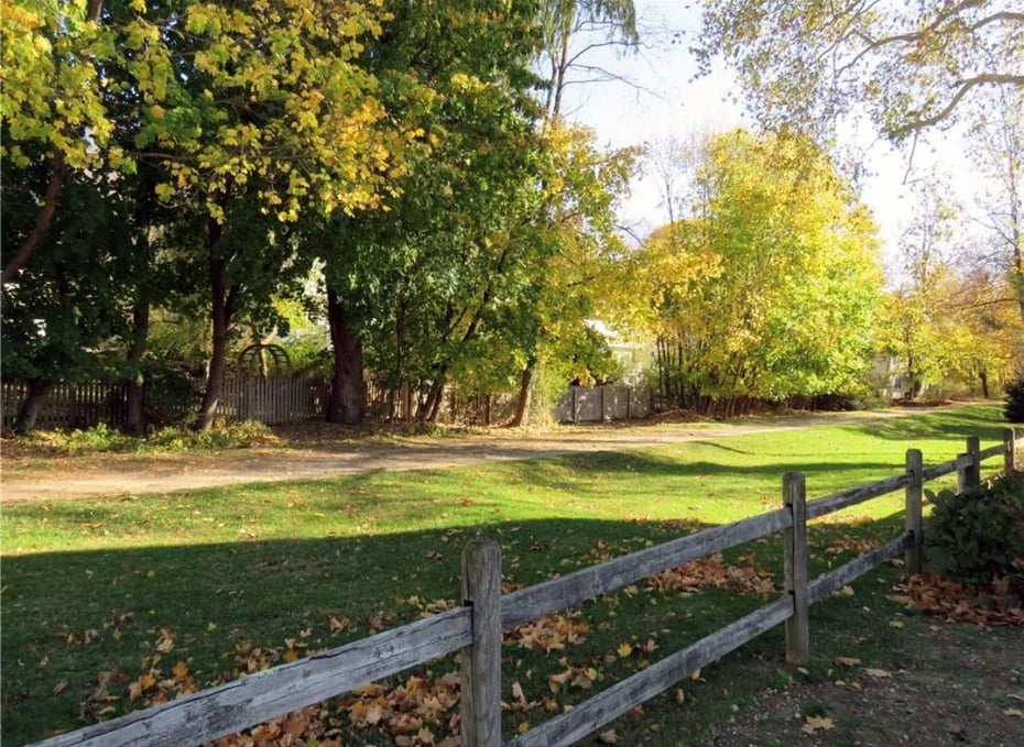 50 Burnside Drive Photo 40