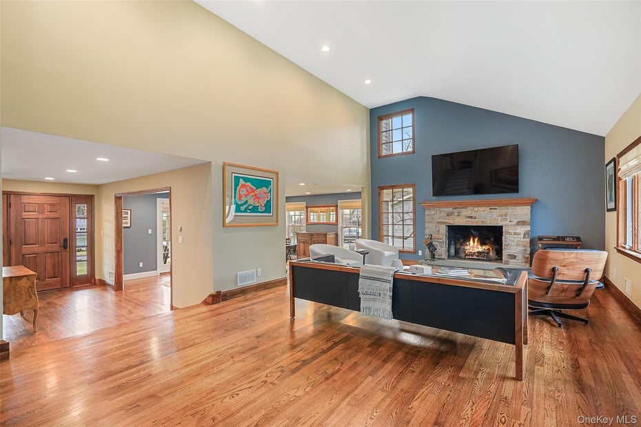 6 Old Oak Road Photo 10