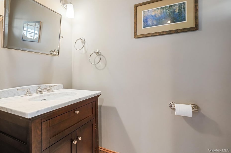 6 Old Oak Road Photo 15