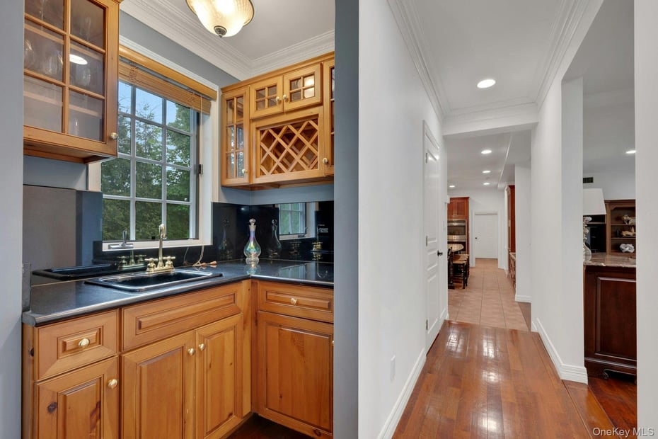 209 Glendale Road Photo 15