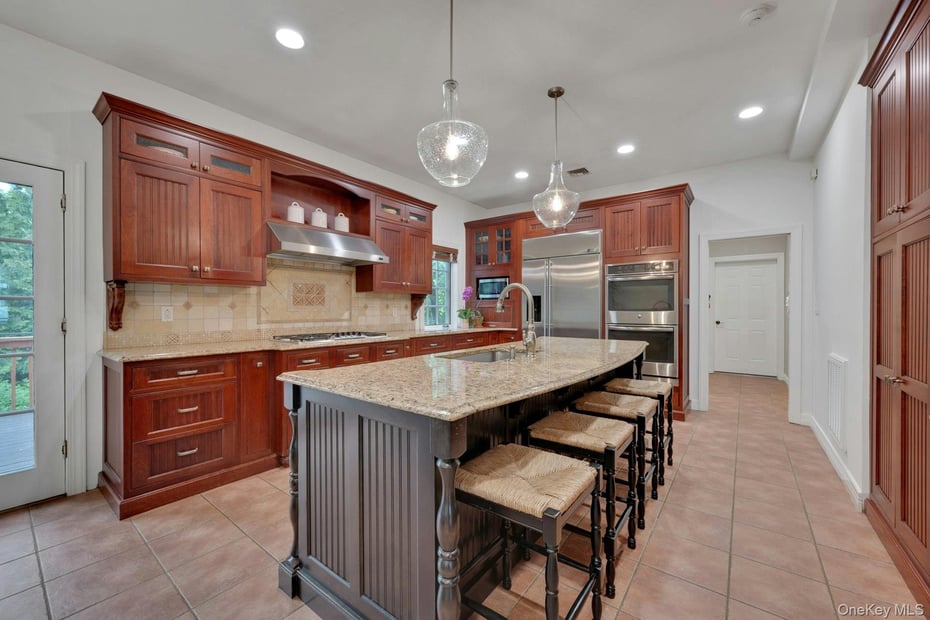 209 Glendale Road Photo 9