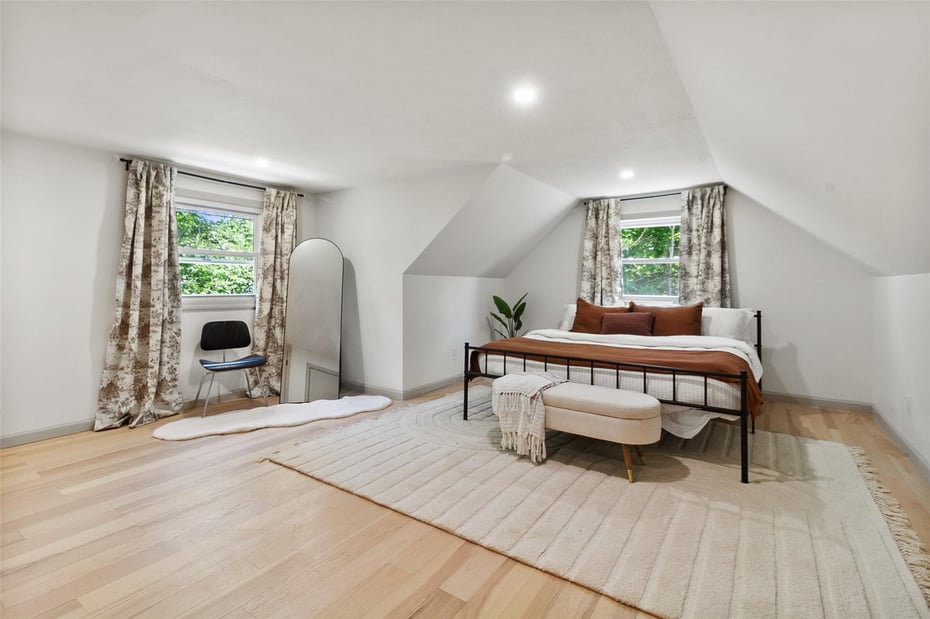 2 Honey Lane Photo 25