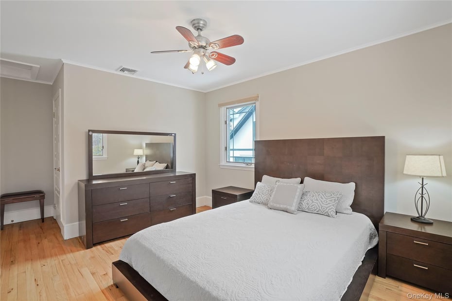 425 Washington Avenue Photo 16