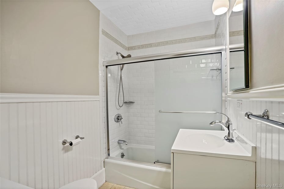 425 Washington Avenue Photo 15